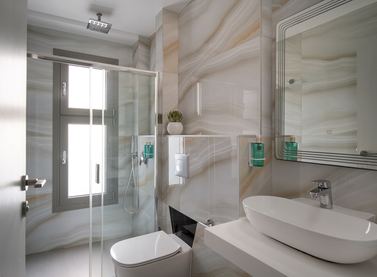 Tiara Holidays - Leon Villas - Studio for three- bathroom
